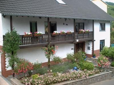 Haus der Familie Bitdinger an der Schönen Mosel in Reil 