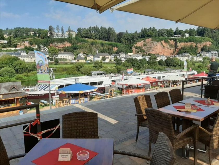 Blick auf die Schiffsanlegestelle, Trier-Pallien, die 