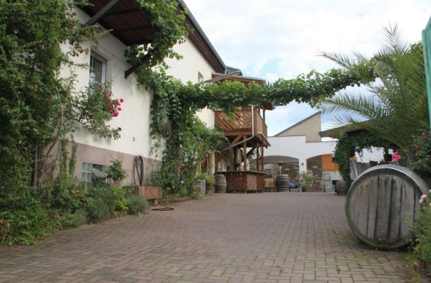 Gästehaus & Weingut Becker - Ihr Ferienweingut Nähe Bernkastel