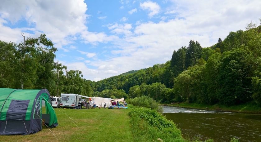 Unser Plätze direkt am Fluss