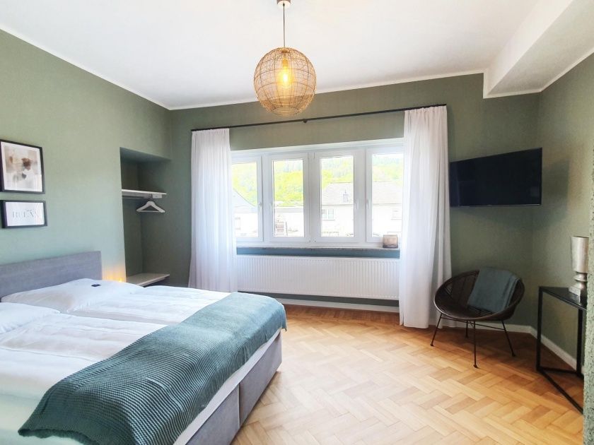 Beide Schlafzimmer mit Sat-TV