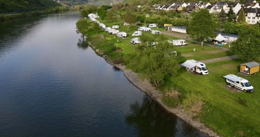 Camping Burgen - Campingplatz an der Mosel