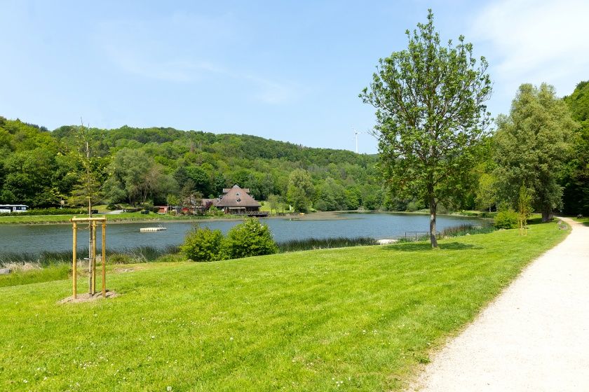 5 Sterne Ferienhaus Susi am idyllischen Waldsee Rieden