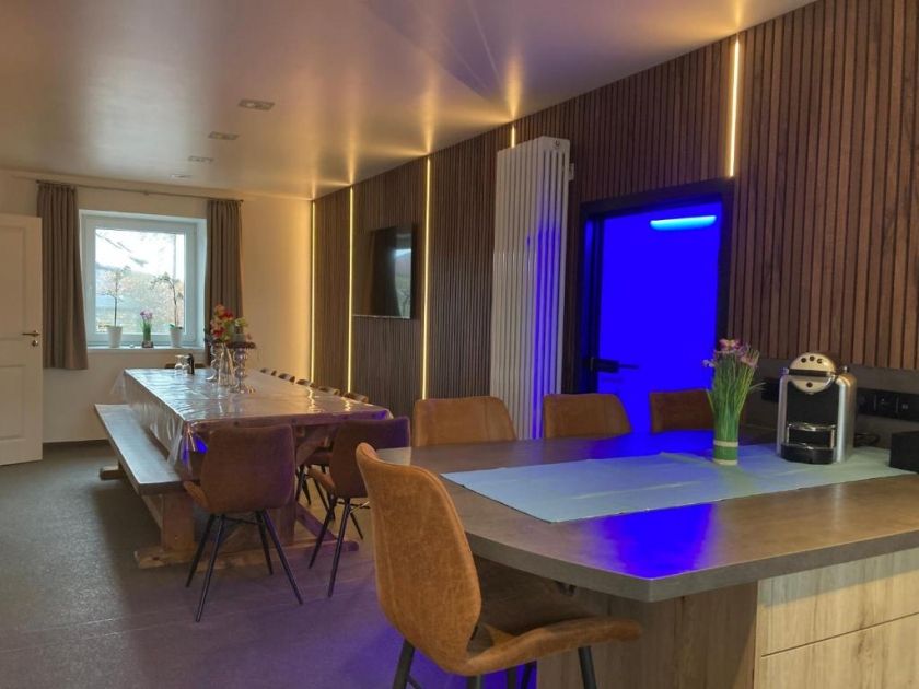 Ferienhof A&B Wellness Villa für 12 Personen