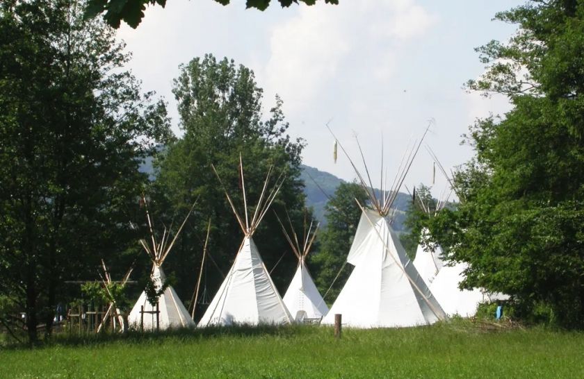 Rhön-Indianer Hotel und Biohof Gensler